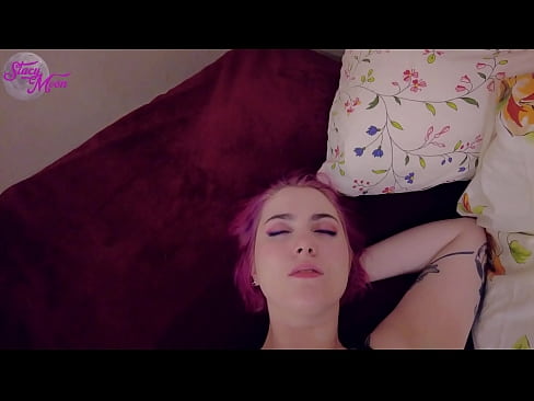 ❤️ Πρόστυχη συμμαθήτρια μου ζήτησε να παραλείψω την ΟΜΓ μαζί της, οπότε γαμηθήκαμε χωρίς προφυλακτικό Πορνό βίντεο ❌️❤